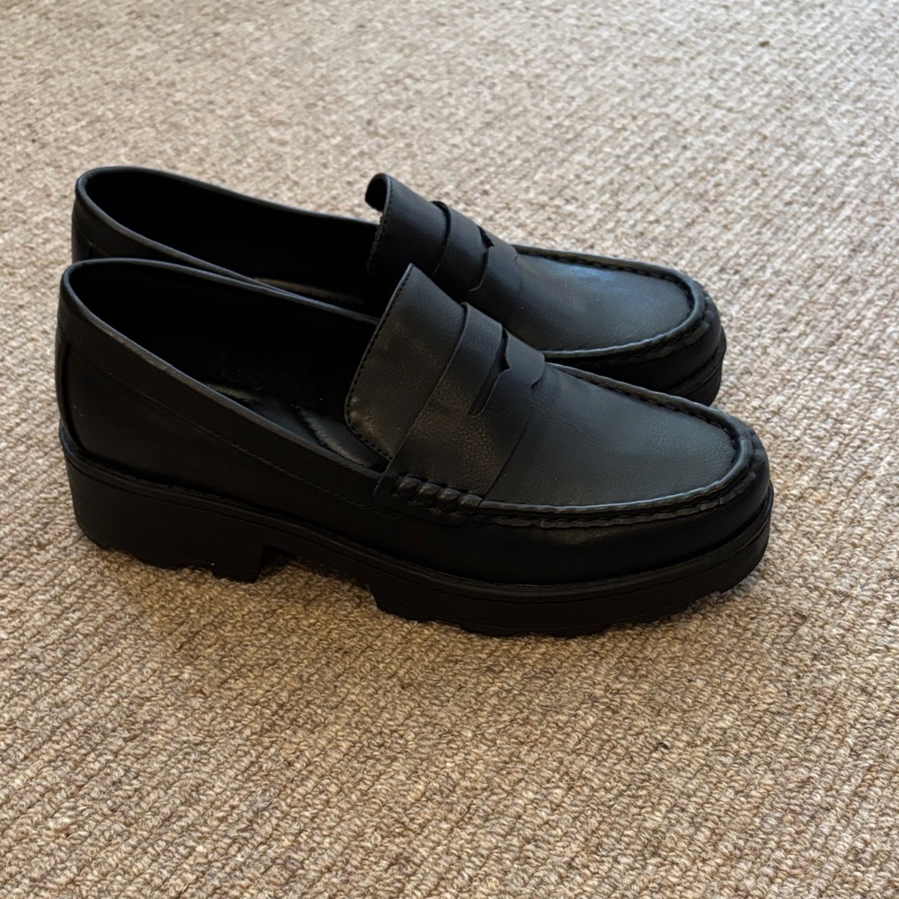 b.o.c. Black Leather Penny Loafers